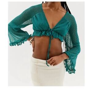 Urban Outfitters NWT Bell Sleeve Crop Top Tie Front Ruffles Boho Size Large